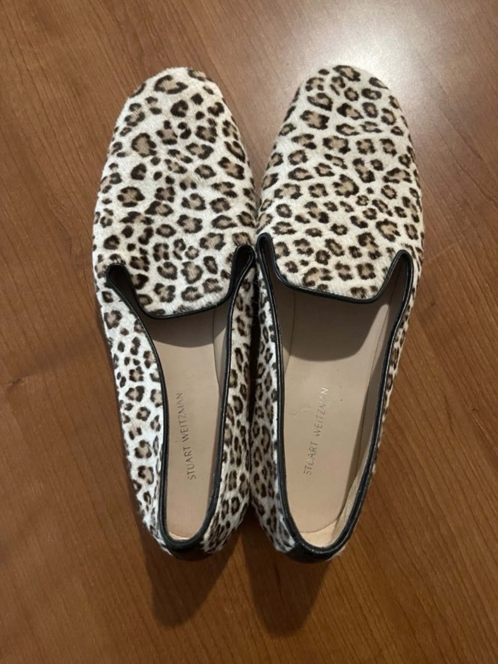 Stuart Weitzman Women’s Cheetah Print Calf hair Loafers 9M Old Money Designer